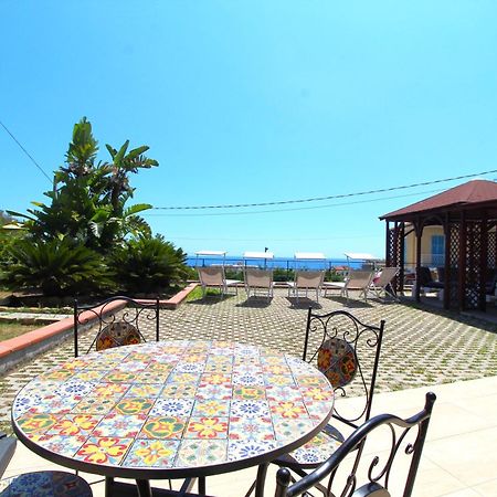 La Pace, Il Sole, Il Mare - Sanremo Casa Indipendente Vista Mare, Posto Auto Privato, Ampio Spazio Esterno Attrezzato, A Pochi Minuti Dalle Spiagge Bagian luar foto